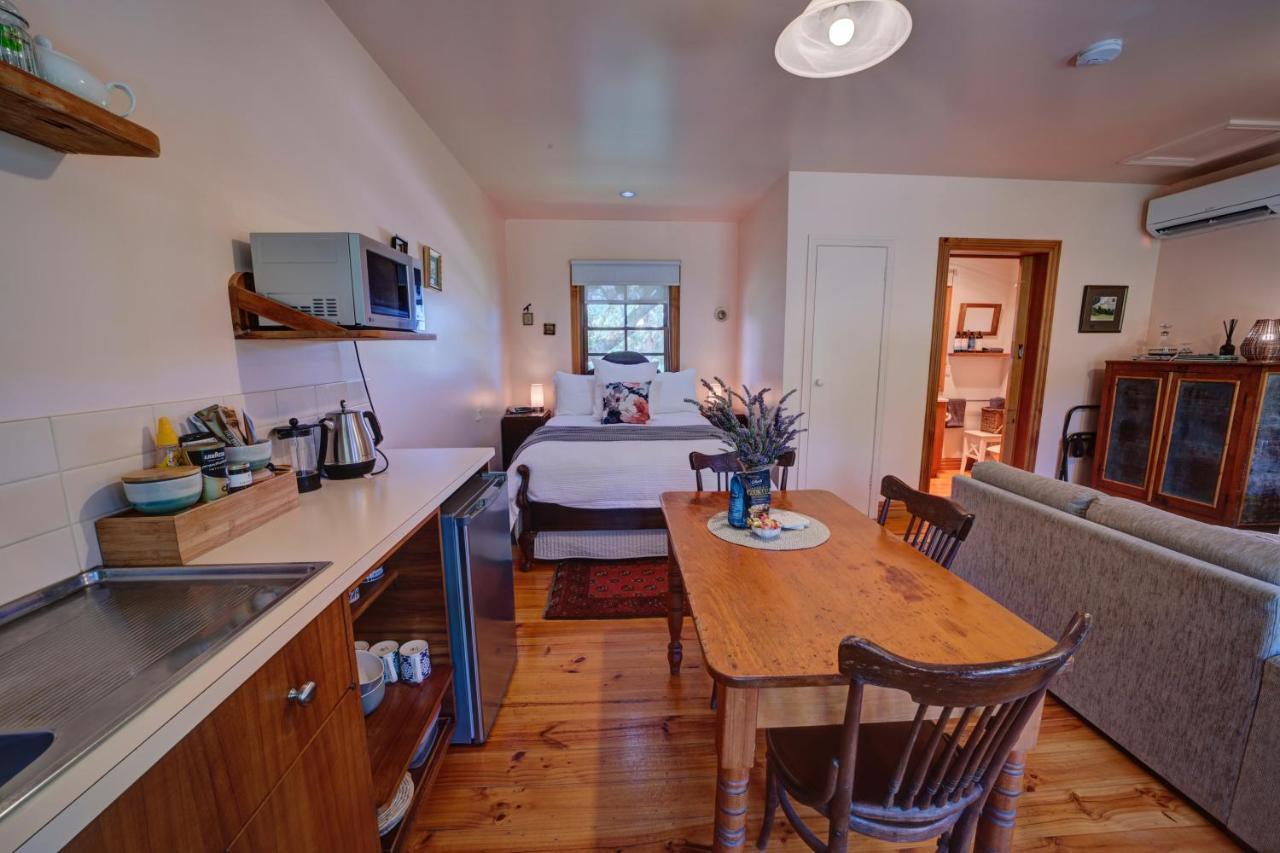 Cherry Plum Cottages Port Fairy Kültér fotó
