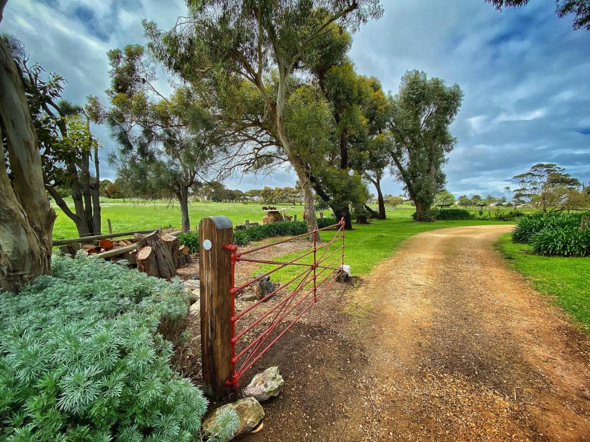 Cherry Plum Cottages Port Fairy Kültér fotó